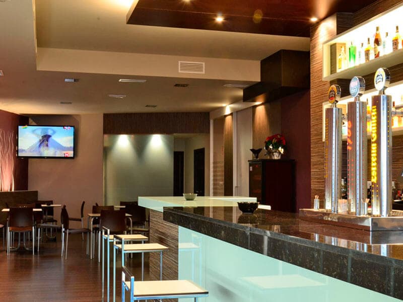 Comercial y hostelería - Proyektamos